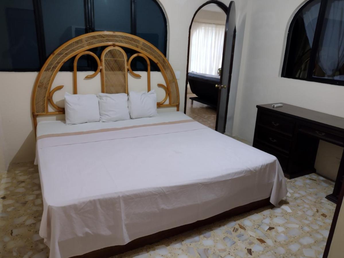 Ashly Boulevard Acapulco Exterior photo